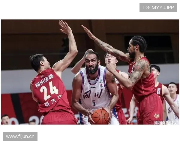 奥斯卡·罗伯特森关键时刻组织能力全面领先队友助攻总量显著提升